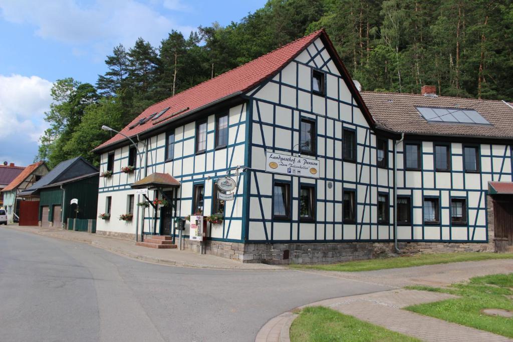 Pension Garni Zum Felsenkeller Nordhausen Exterior photo