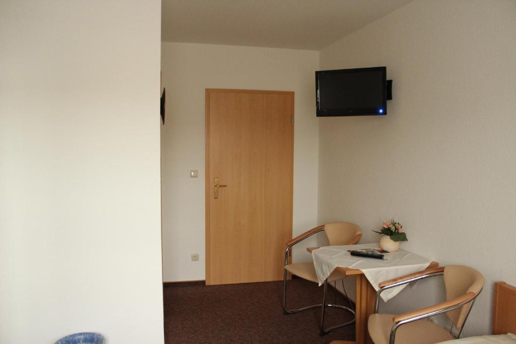 Pension Garni Zum Felsenkeller Nordhausen Room photo